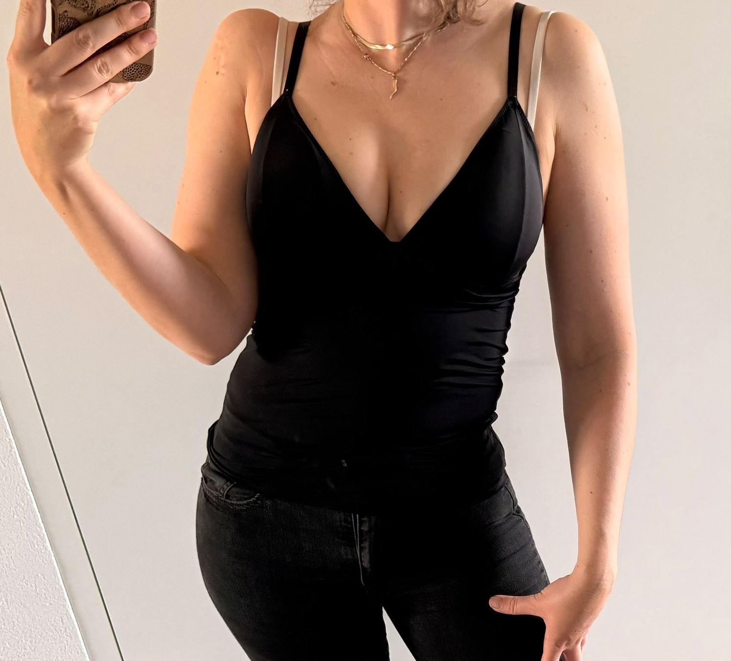 Gestuz Top: Gestuz CAMI Top schwarz black Oberteil M – Nuovo (secondo la descrizione) da Schlieren venduto da Wizza