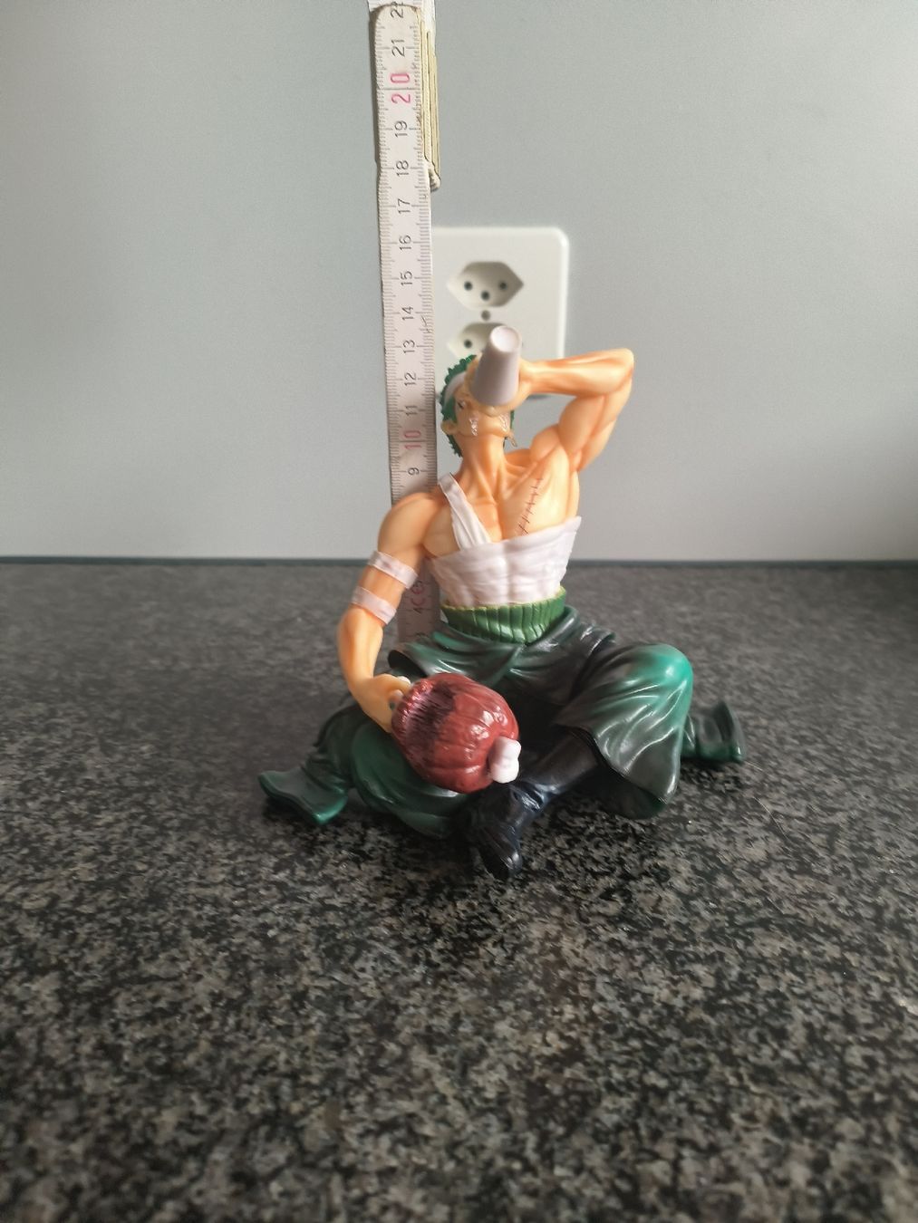 Figuren: One Piece Figur Zoro Figur mit Trinkflasche – Gebraucht aus Emmenbrücke von Marco01334 4