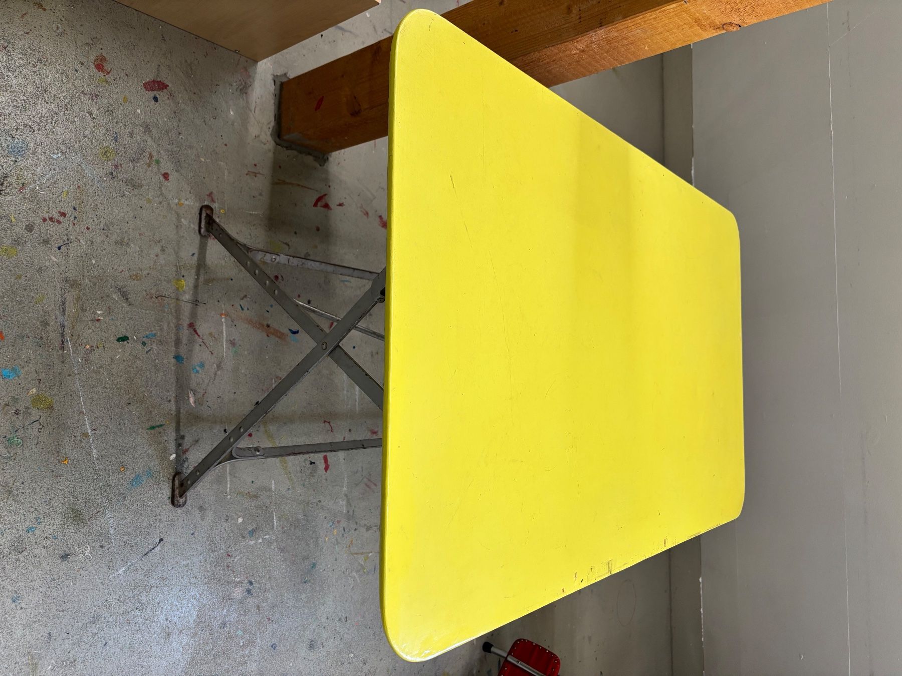 Tables: Gartentisch, stabil, Metall, klappbar – D'occasion à Zürich par Christina007 2
