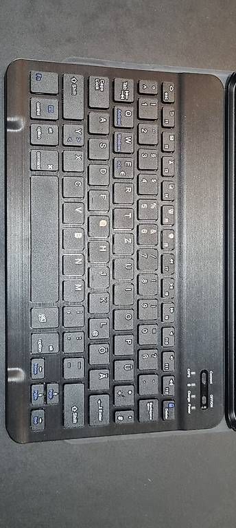 Tastaturen: Samsung Tablet Hülle mit Bluetooth Keyboard – Gebraucht aus Baar von iainmathews 2