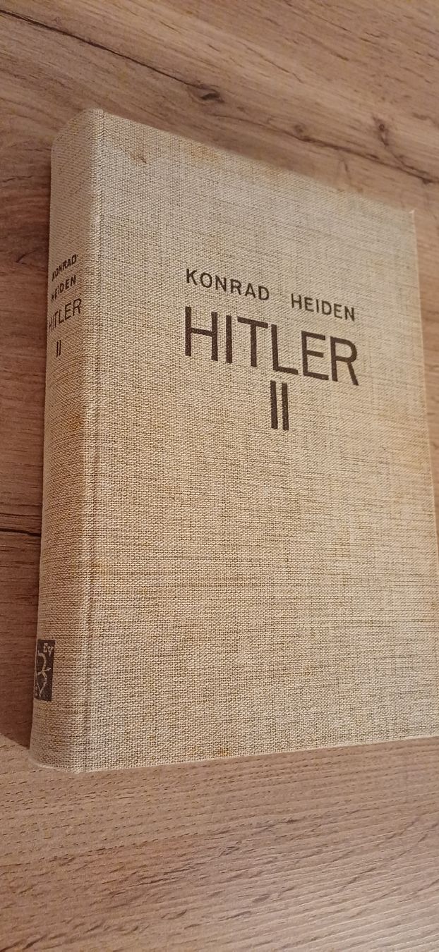 Uniformi: Hitler 2 Buch Konrad Heiden – Usato da Grosswangen venduto da Geschenkberatung