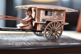 Bronzewagen des Chinesische Kaisers mit Wagen und Pferd