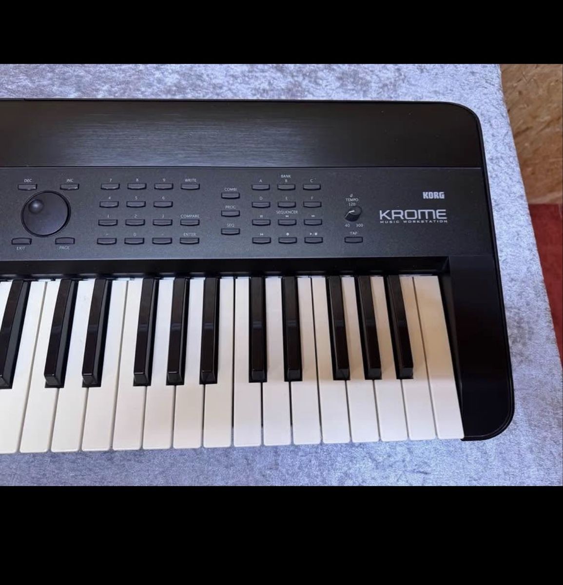 Korg Instruments de musique: Korg Krome – D'occasion à Glarus par B2K 3