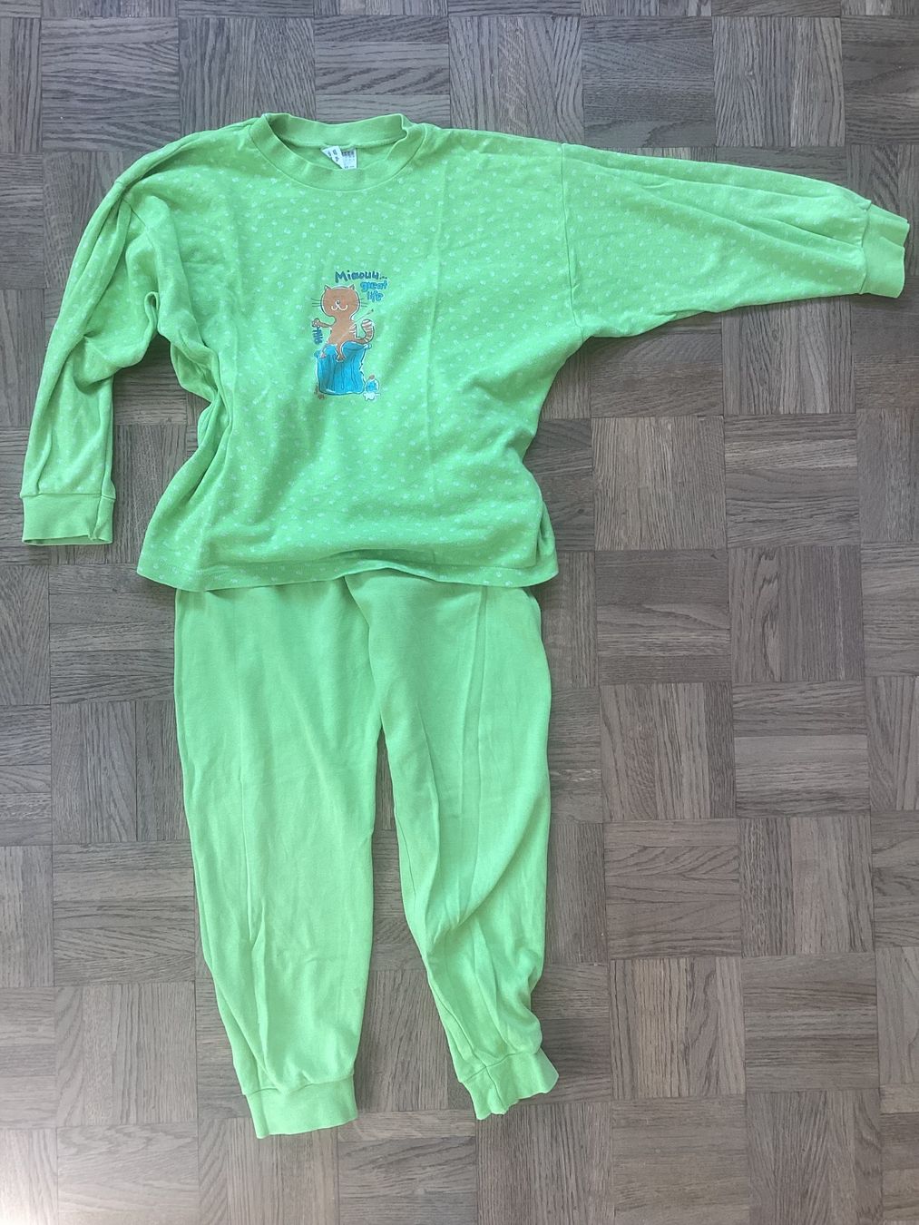 Ensembles coordonnés: Gr. 116 Trainer, Pyjama – D'occasion à Muttenz par bar_ws7n 1