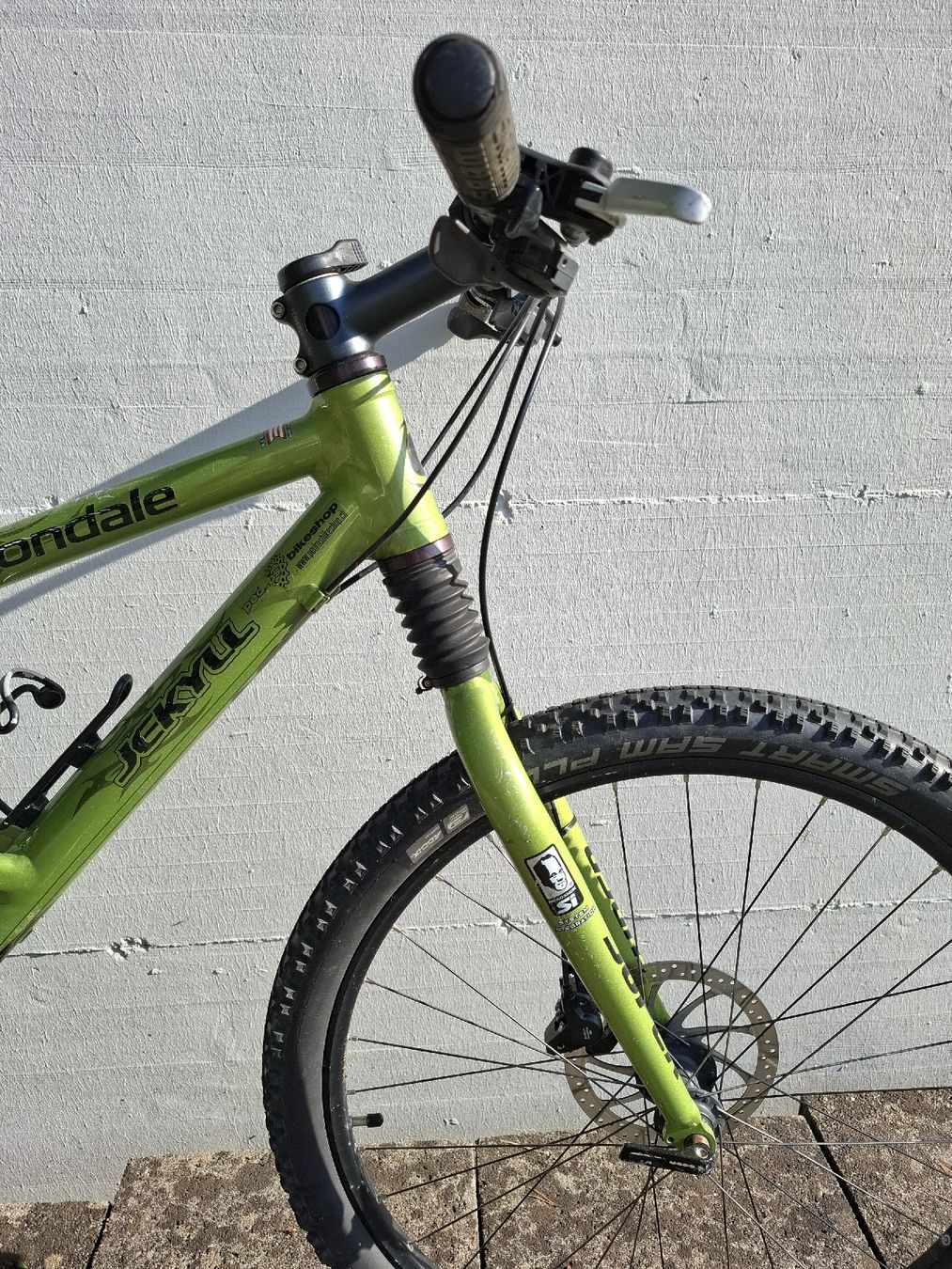 Cannondale Velos: Cannondale Jekyll Fully MTB – Gebraucht aus Horw von Supervannie 7