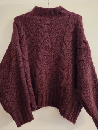 Super italienischer Pulli in bordeau neu