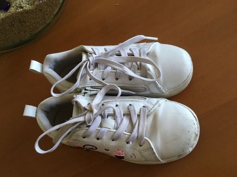 Scarpe per ragazze: Mädchen Schuhe mit Cupcake+Melone 29 – Usato da Bergdietikon venduto da antovale 1