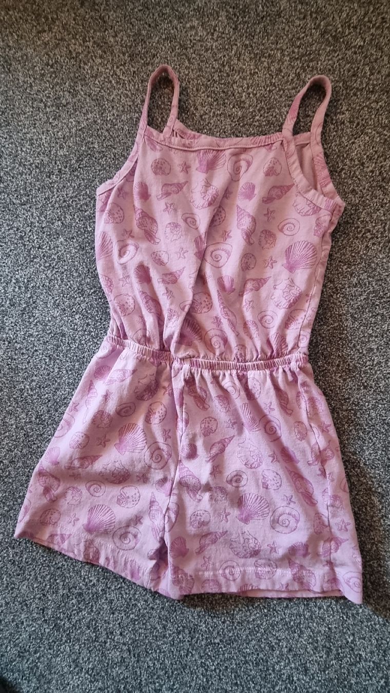Ensembles coordonnés: combi short 110  – D'occasion à Les Breuleux par Mily1991