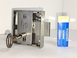 1 schönes Möbelschloss mit Schlüssel, DM4cm (LOT654#MBS3)