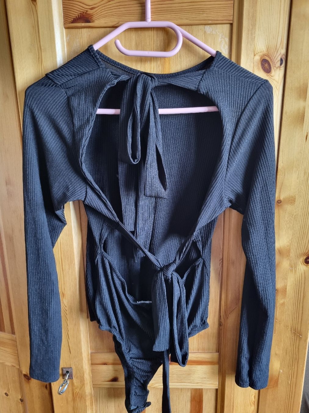 Tops: Black Open Back Body Suit – Gebraucht aus Rüti ZH von irima_vanya 1