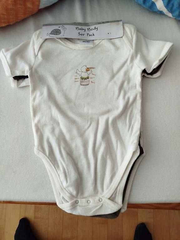 Biancheria intima: 3erSet Bodys Gr. 86/92 – Usato da Meiringen venduto da apl76