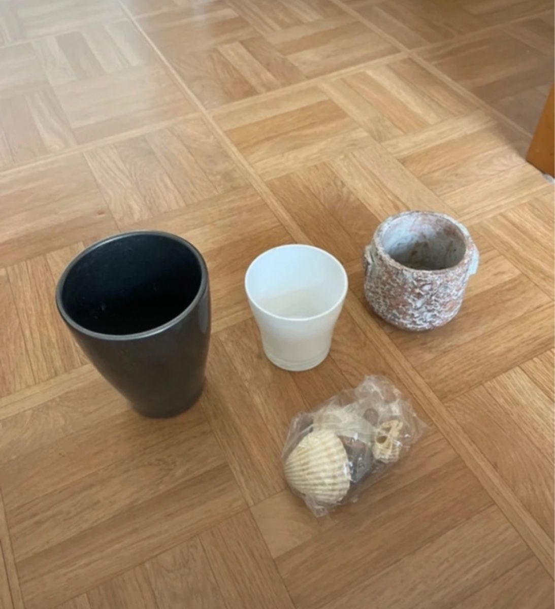 Blumentöpfe: Topfset Gartenarbeit / Lot pots jardinage – Gebraucht aus Luzern von lussolia