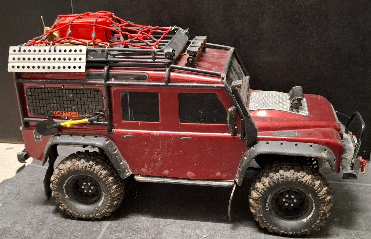 Traxxas Modellismo RC: Traxxas TRX4 Defender RTR – Usato da Fehraltorf venduto da Hubi760