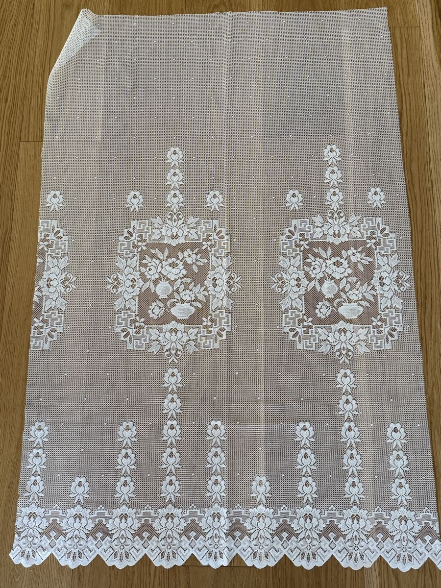 Tessuti: Spitzenstoff weiss mit Blumenmuster neu – Nuovo (secondo la descrizione) da Winterthur venduto da tat_ky5h 1