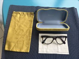 Gucci glasses full set