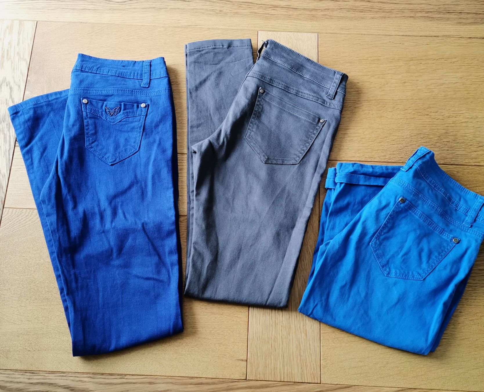 Lotti di vestiti: Hosenpaket Gr.36 – Usato da Obergerlafingen venduto da Sigus