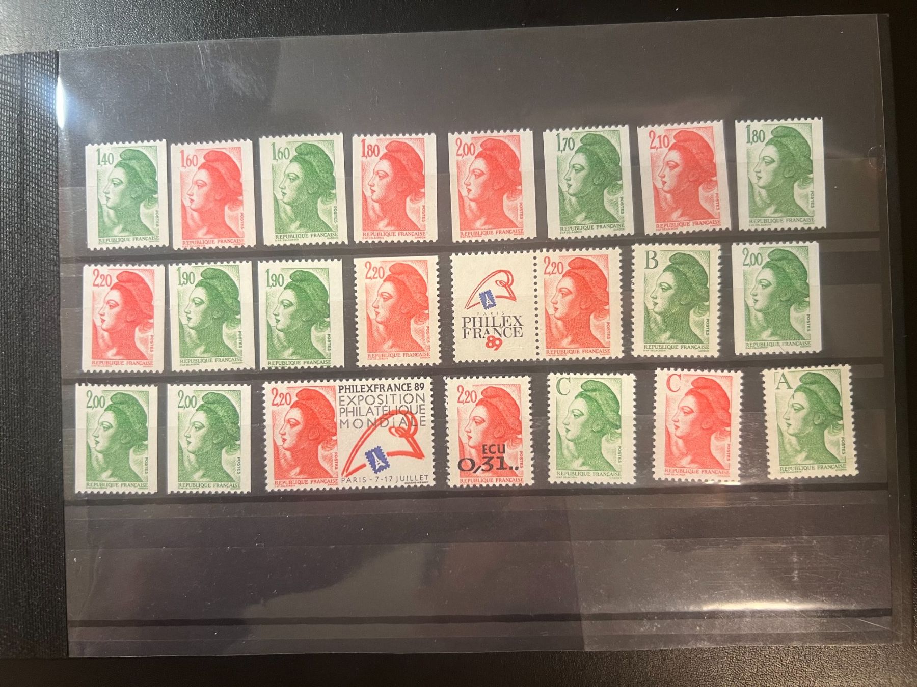 Tous les timbres: 50 Libertés de Gandon neufs** – Neuf avec emballage d'origine à Lausanne par ffhoud