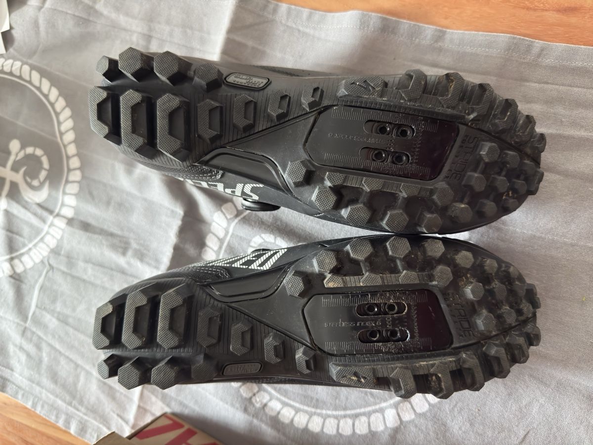 Herrenschuhe: Specialized Recon 2.0 Schuhe schwarz Grösse 40 EU – Gebraucht aus Luterbach von caduff68 3