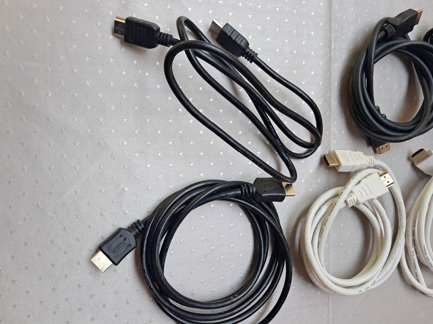 Cavi: Lot câble hdmi – Usato da moutier venduto da Dupont50 2