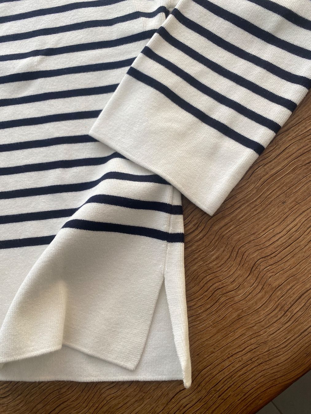 Massimo Dutti Pulls & Sweat-shirts: Massimo Dutti Pullover Gr.S/M weiss/blau gestreift neuw. – Neuf (Voir description) à Frauenfeld par Boldi46 2