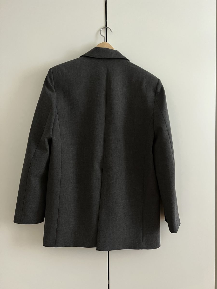Zara Completi & Tailleur: Zara Blazer, dunkelgrau, oversized – Usato da Luzern venduto da Soeuv 2