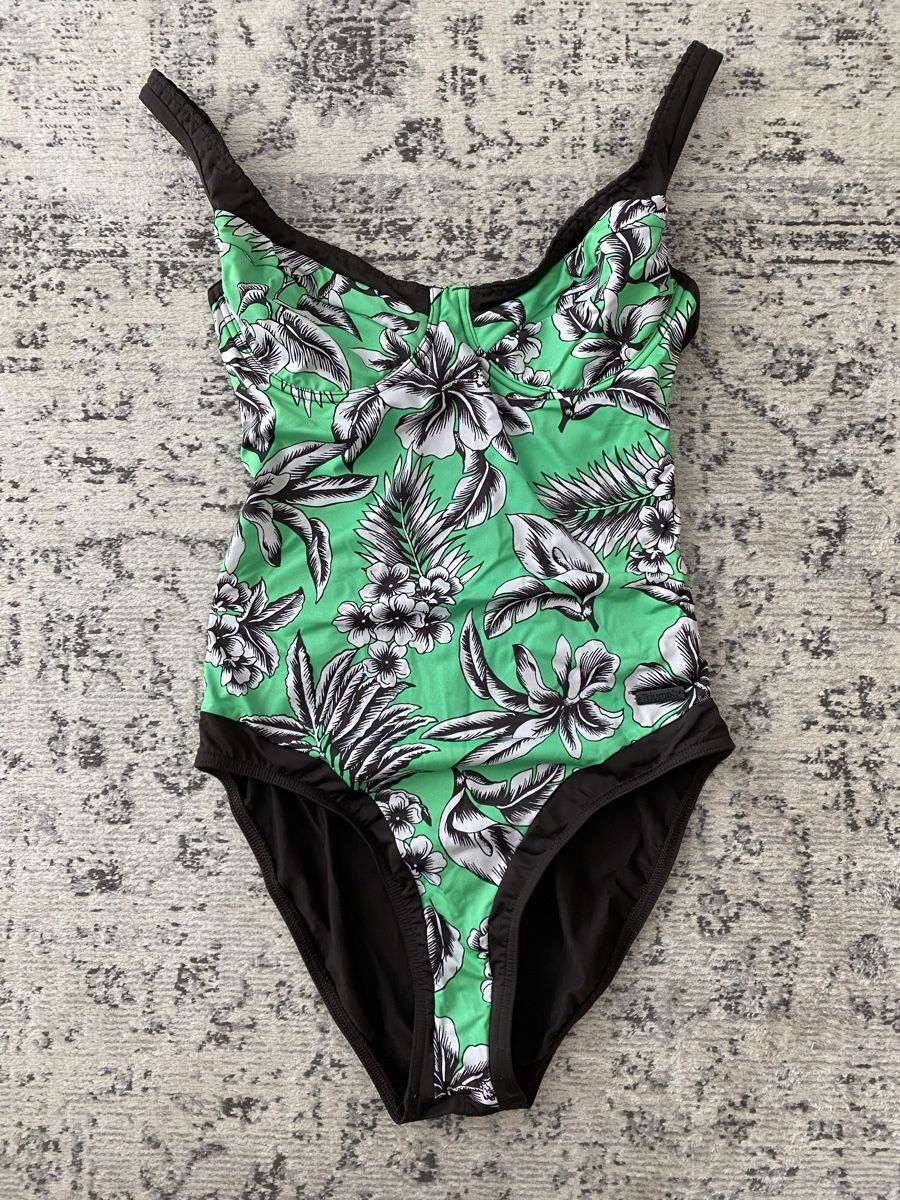 Triumph Costumi da bagno & Bikini: Triumph maillot de bain - 38B – Usato da Bussigny venduto da cac_q2c6 2