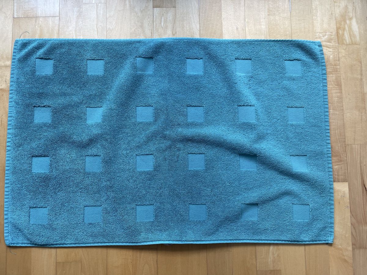 Tapis: Badematte / Badezimmerteppich – D'occasion à Zürich par AnaMK