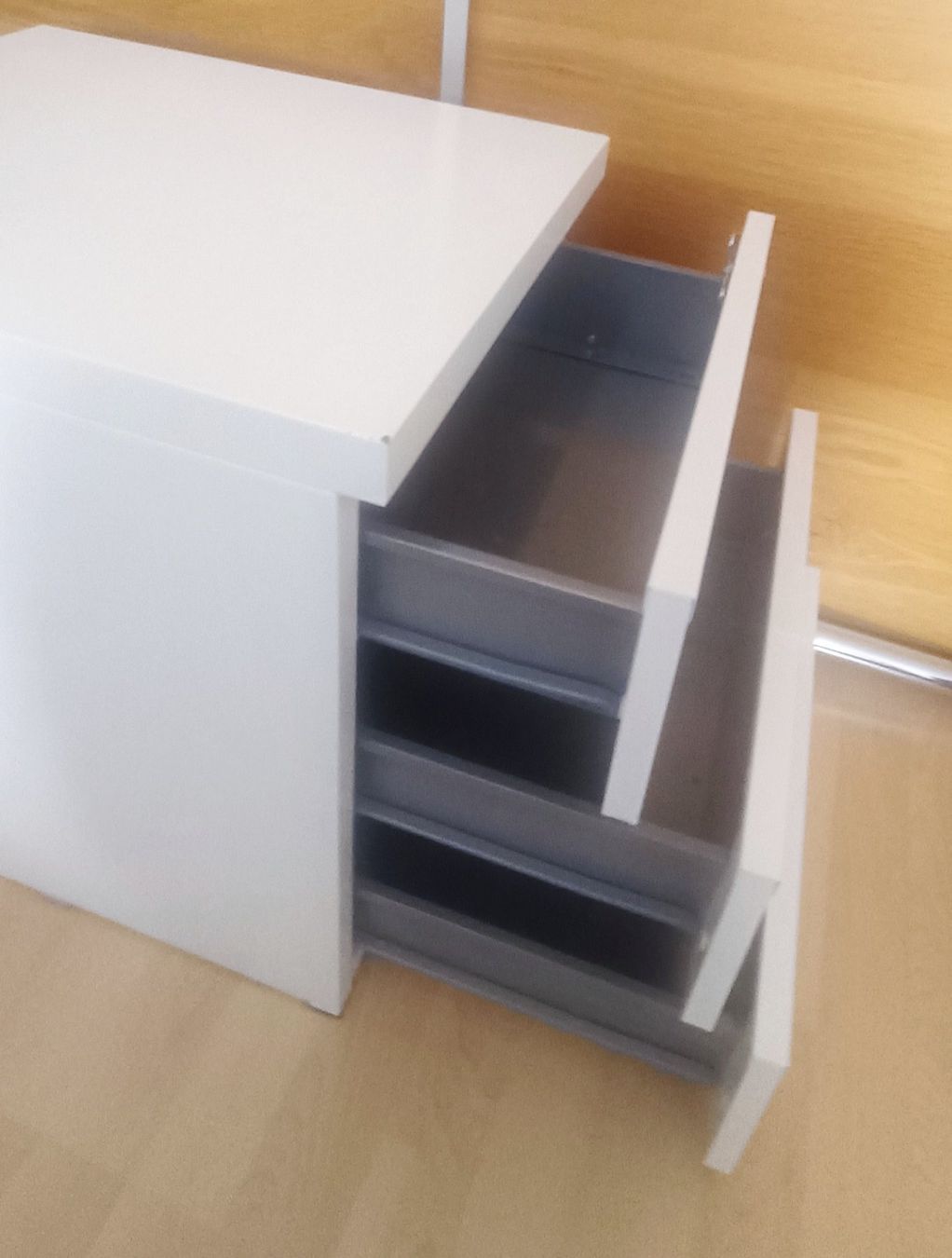 Ikea Korpus: Metall-Rollcontainer mit Schloss, 3 Schubladen – Gebraucht aus Bern von sv-trade 6