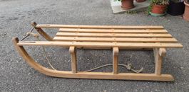 Alter Holzschlitten