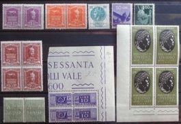 ITALIA: Des timbres neufs ** des années 1919–1976, 2 photos