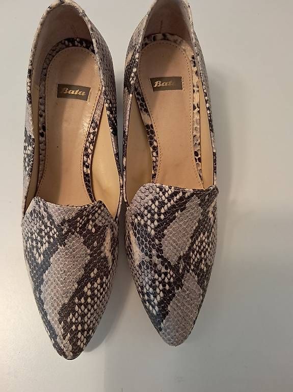 Damenschuhe: Bata-Schuhe  – Gebraucht aus Basel von len_t965 1