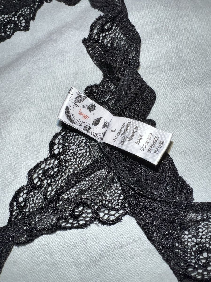 Autres dessous: Wunderschönes Spitzen Bralette schwarz Grösse L neu – Neuf (Voir description) à Zürich par Klimbim87 3