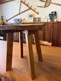 Tische: Création artisanale table et tabourets en ormeau massif – Gebraucht aus Chavannes-Renens von cdh_yvb5 1