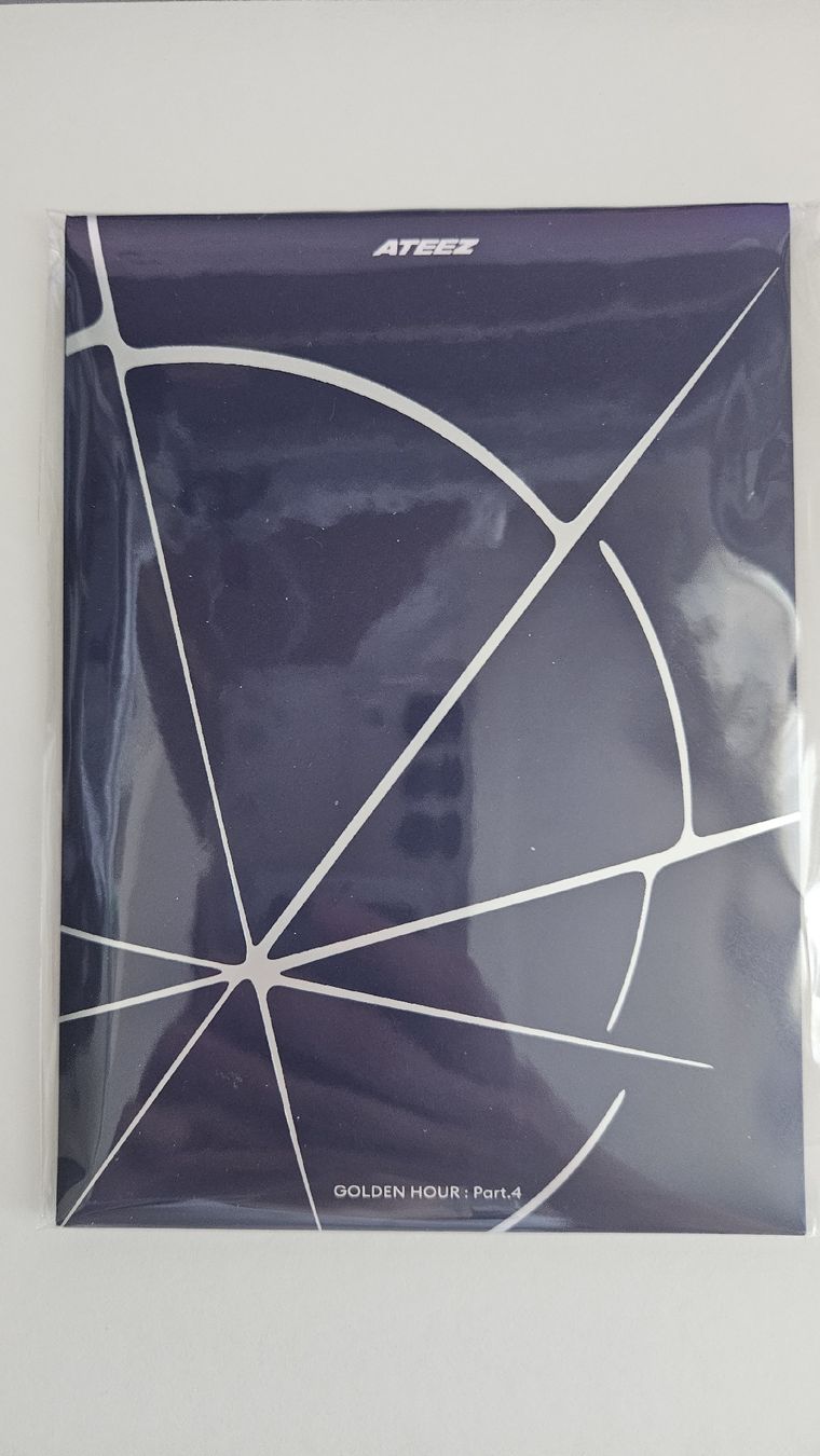 Carte collezionabili: Ateez GH Part. 4 Pocaalbum Diary ver. – Nuovo e nell'imballaggio originale da Au ZH venduto da Lattee01