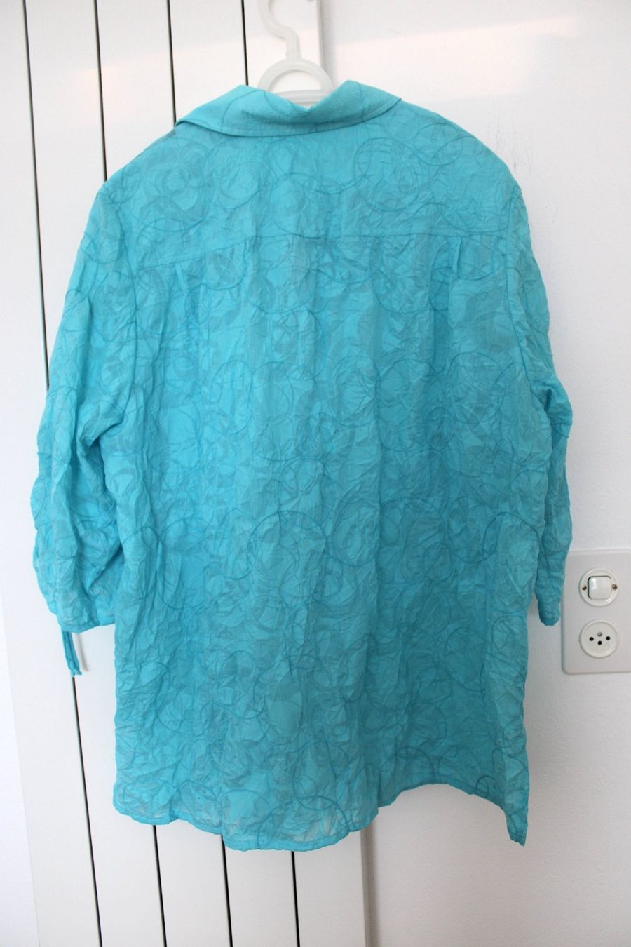 Camicette: Hellblaue Bluse, verm. M/L - siehe Masse – Usato da Locarno venduto da madame-tus-sauds 1