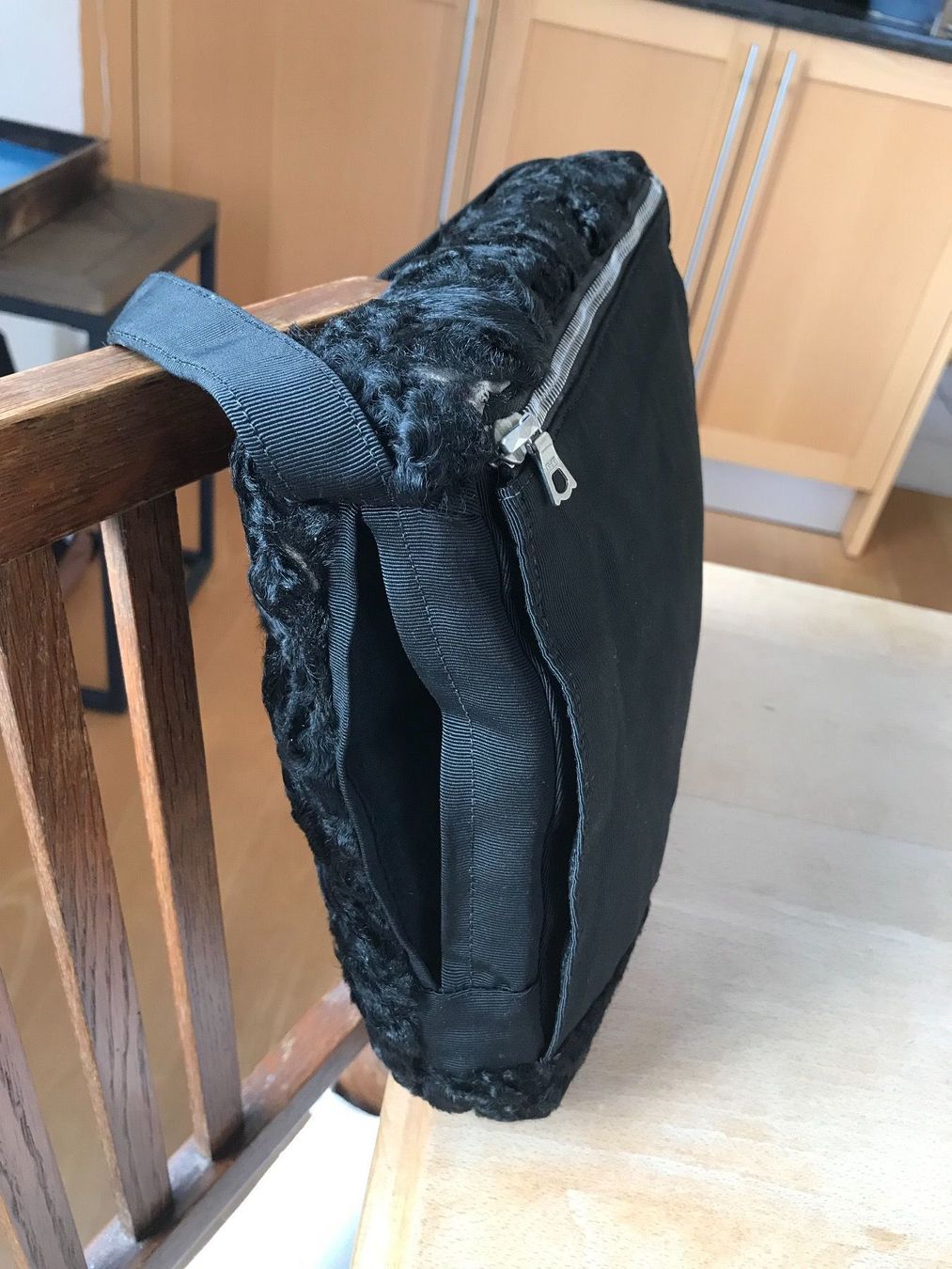 Borse da donna: Antike Muff-Tasche, Persianerfell – Usato da Hittnau venduto da Noppi 8