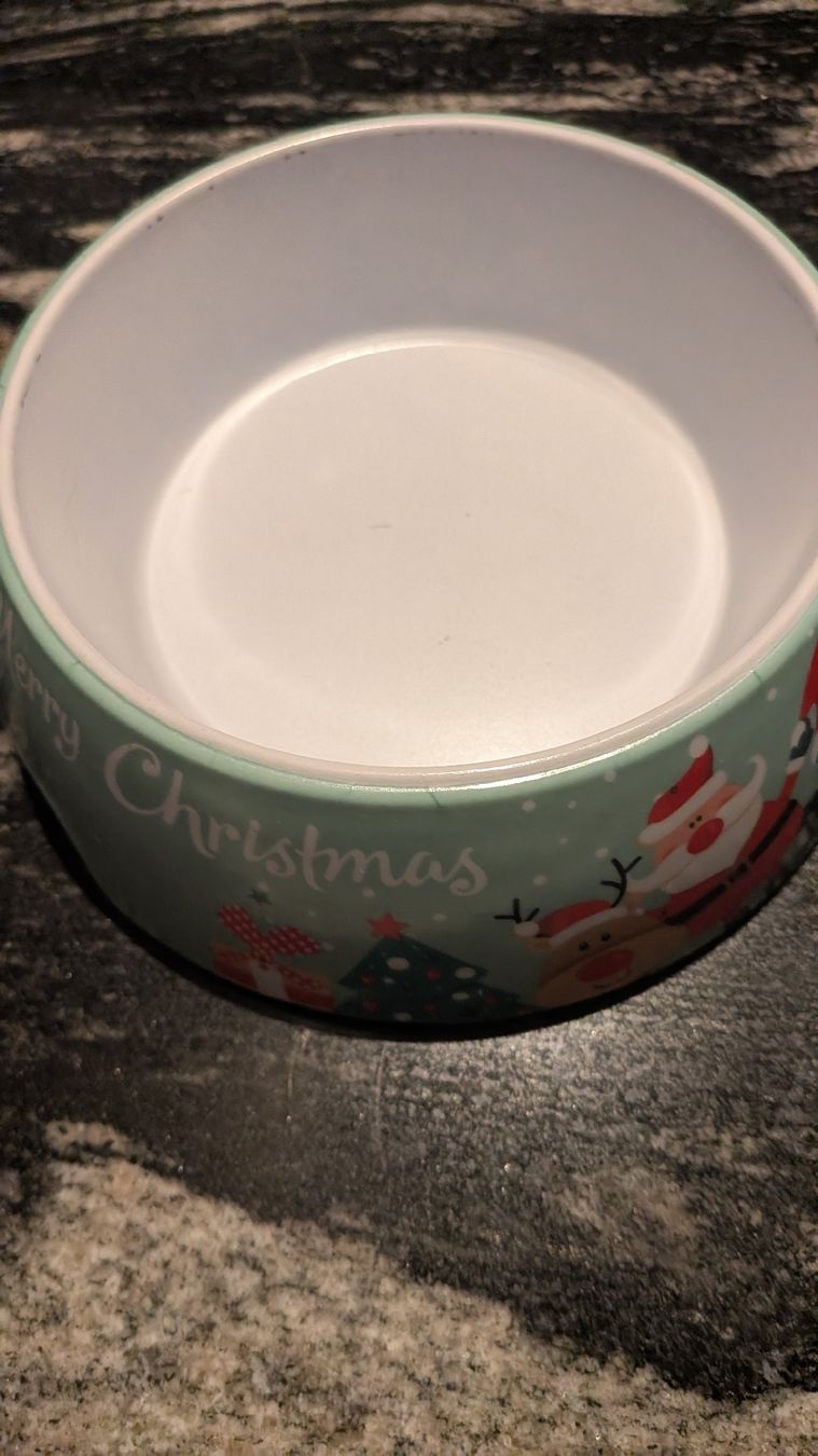 Nourriture: Wasser Napf  – D'occasion à Wattenwil par karinschaw 2