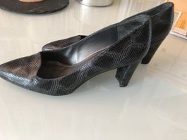 Stuart Weizmann Schuhe, Gr. 38, blau