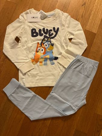 Schönes Bluey Pyjama Gr. 98/104, Neu, H&M