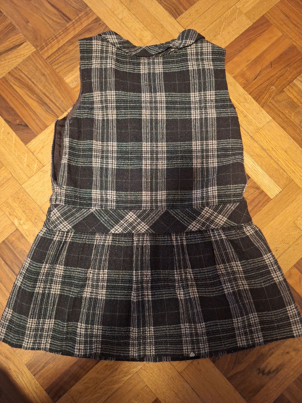 Zara Vestiti & Gonne: Robe Zara taille 104 – Usato da Fribourg venduto da lf87 1