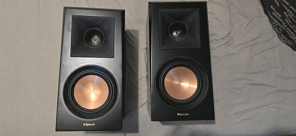 Haut-parleurs: Klipsch Kleine Stand Lautsprechern  – D'occasion à Hüntwangen par tr4_pd9s