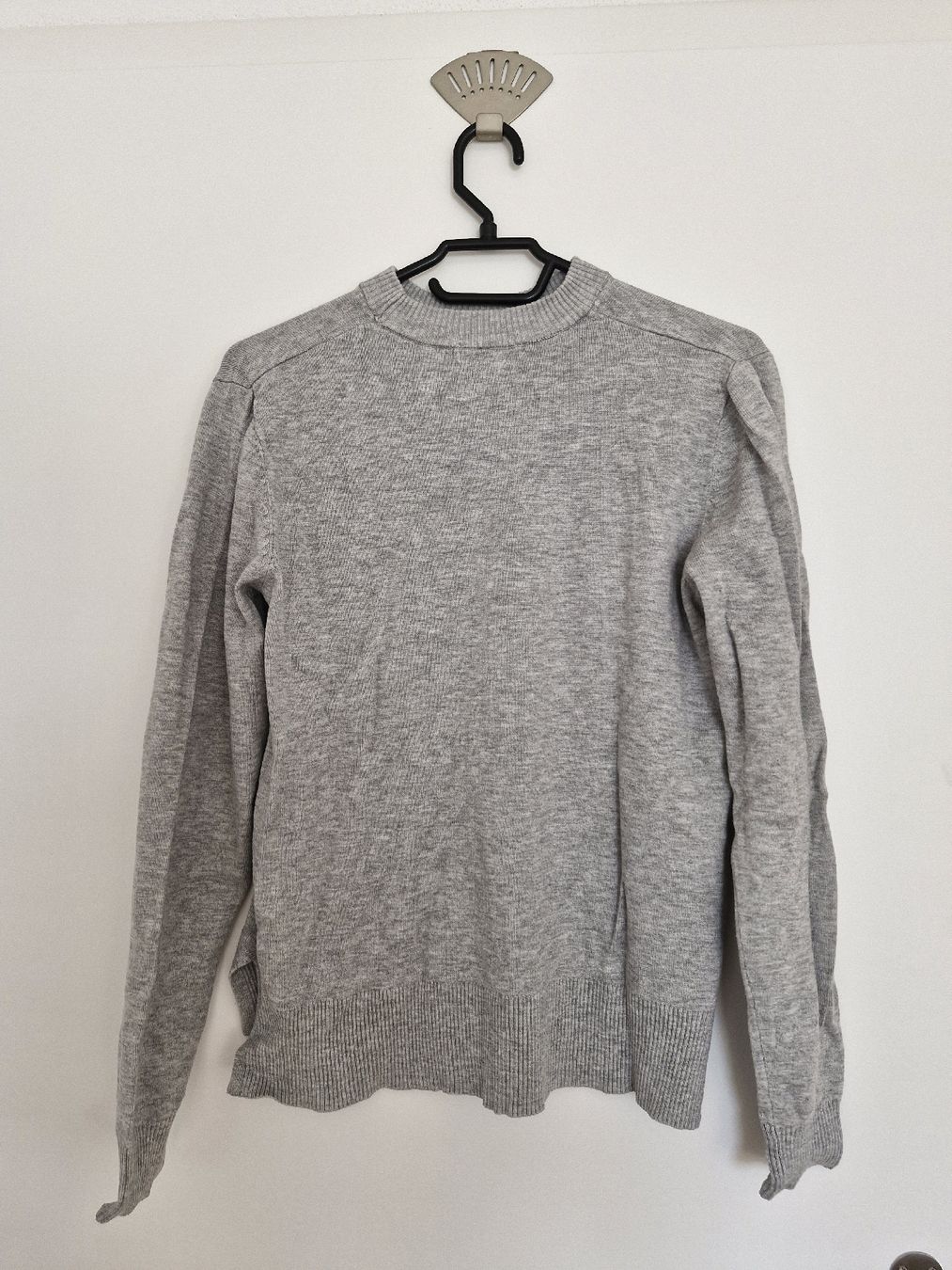 H&M Pullover & Sweatshirts: H&M Basic Strickpullover XS – Gebraucht aus Maienfeld von Bounty2016 1