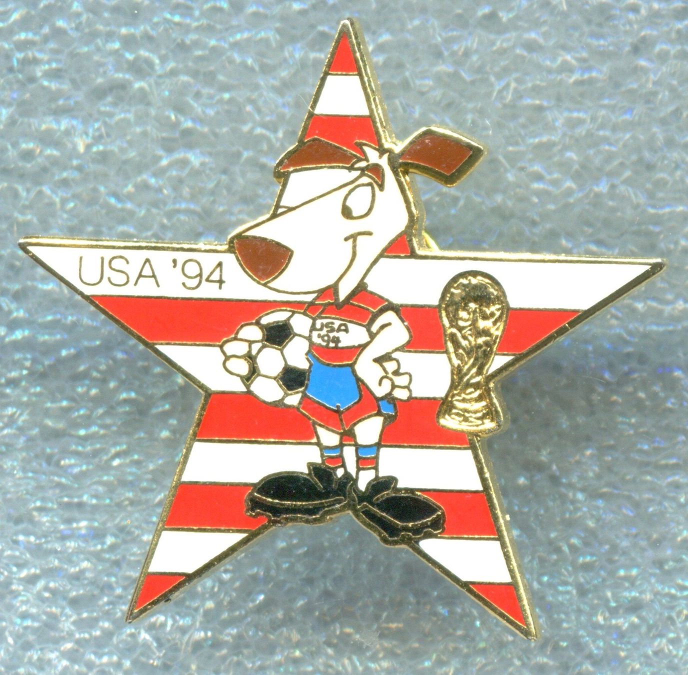Fifa Plaketten & Abzeichen: FIFA  WM '94 USA  Maskottchen – Gebraucht aus Winterthur von Sammleroase