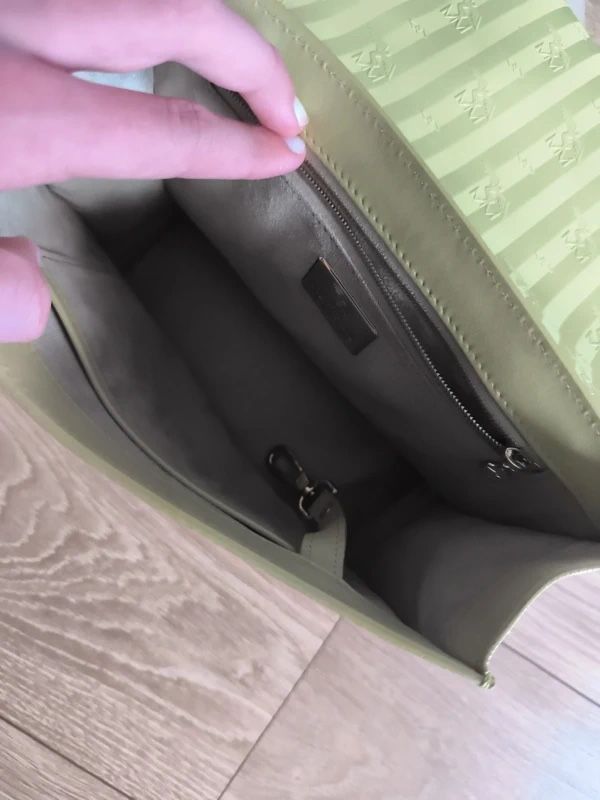 Maison Mollerus Borse da donna: Maison Mollerus Shoulder Bag Light Green Embossed Leather – Usato da Lausanne venduto da Danash 2