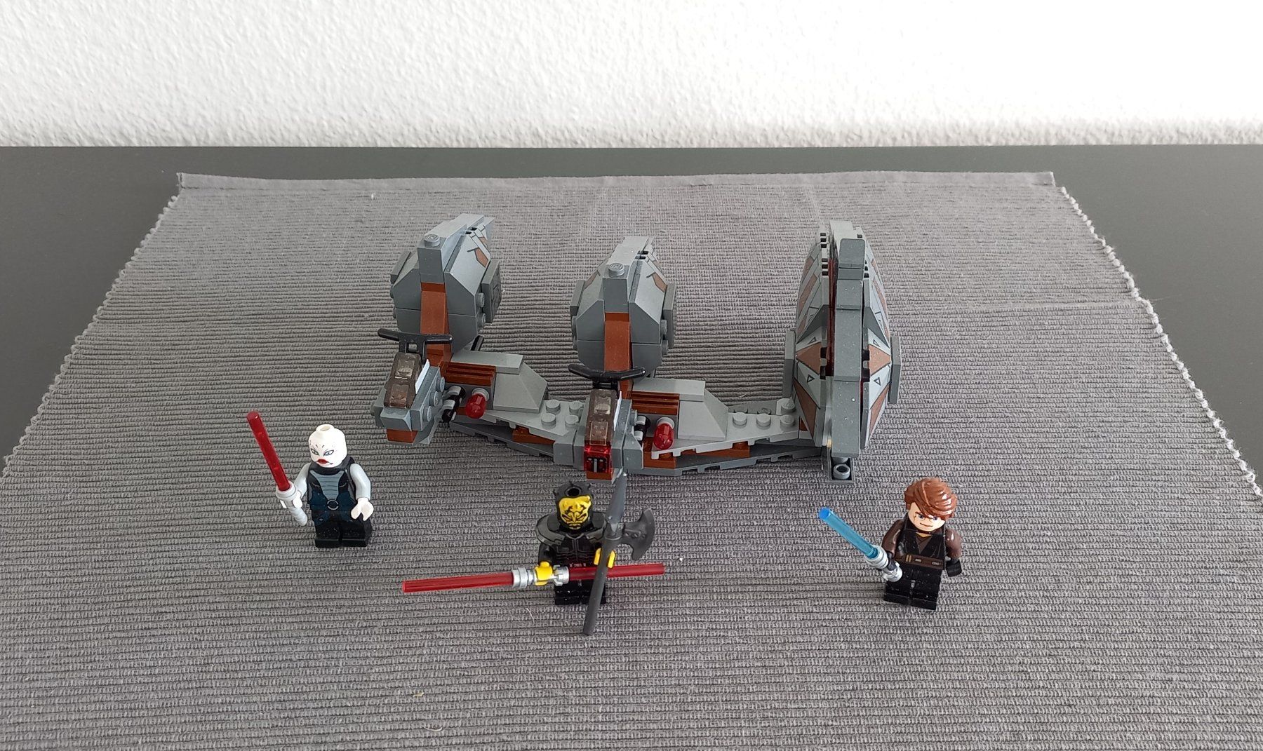 Lego Jouets: Lego Star Wars 7957 – D'occasion à Emmenbrücke par poros221