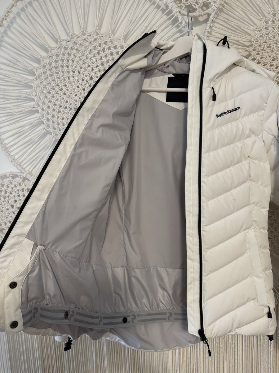 Peak Performance Vestes: Skijacke Peak Performance Gr. S – D'occasion à Rapperswil SG par Stella510 2