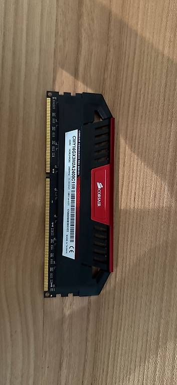 Memory / RAM: Corsair Vengeance Pro DDR3 RAM – Gebraucht aus Grenchen von Strassenschild_9