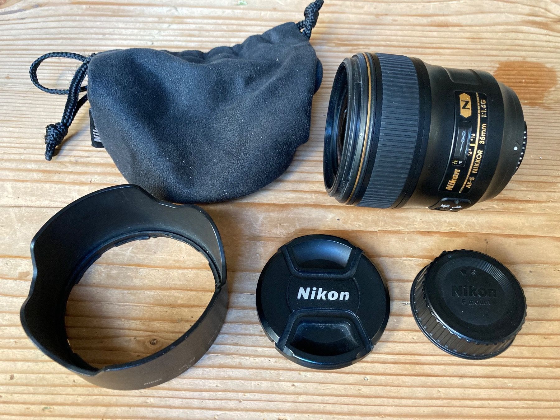 Nikkor Obiettivi: Nikon AF-S 35mm f/1.4G – Usato da Zürich venduto da colorblindrummer 1