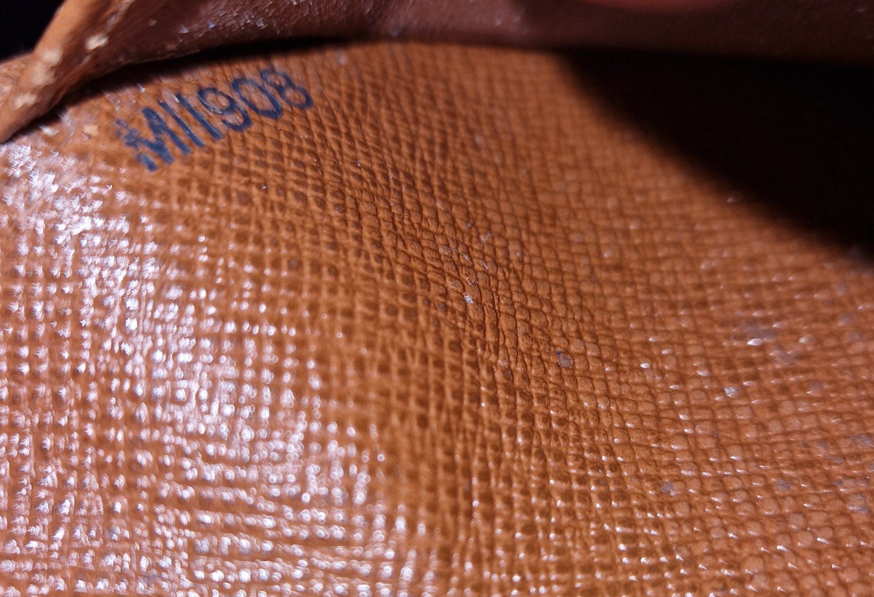 Portamonete: Portafoglio Louis vuitton originale – Usato da Corteglia venduto da ila_kz6b 9