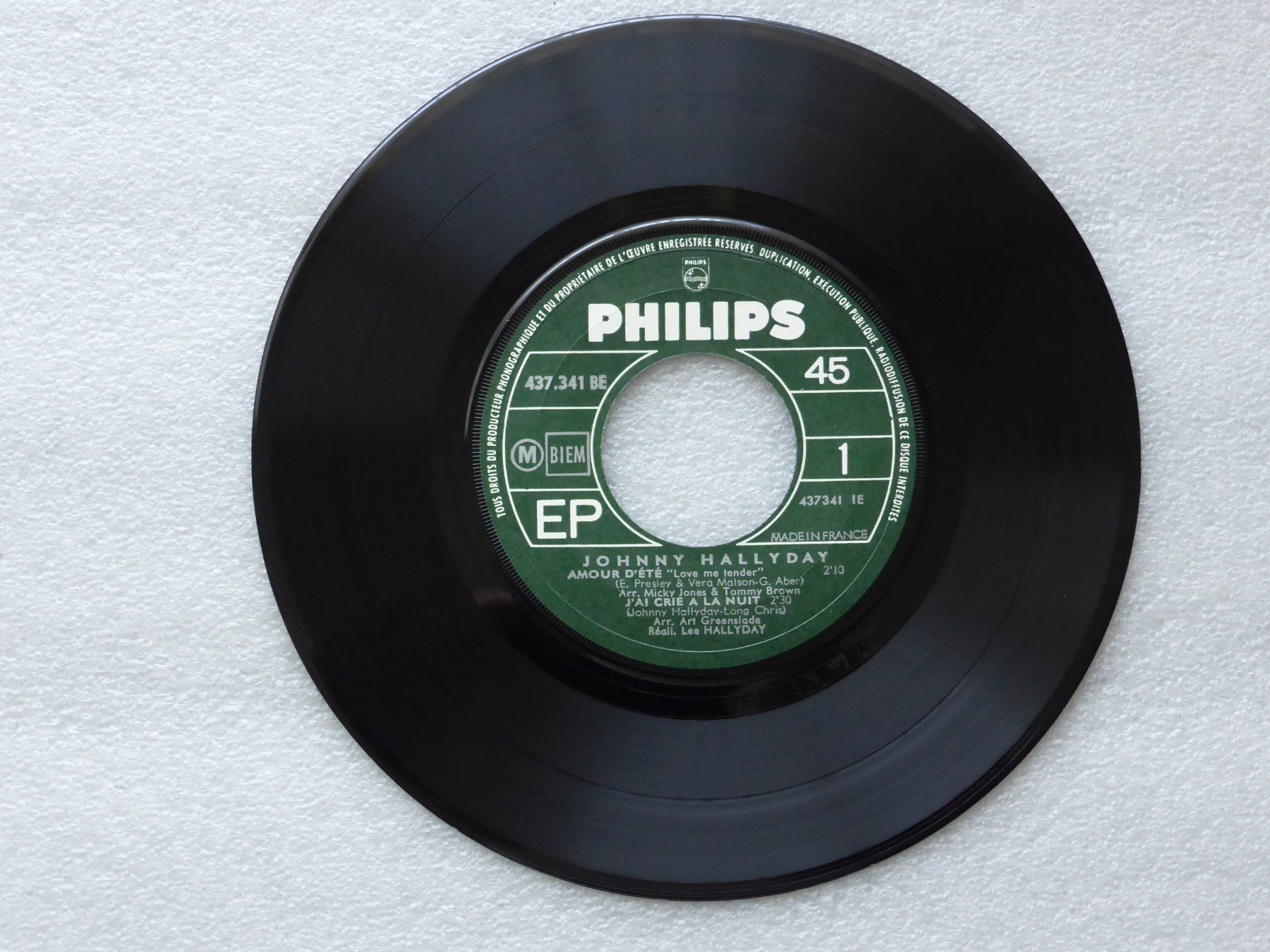 Schallplatten: Vinyl Single   EP  JOHNNY HALLYDAY – Gebraucht aus Küssnacht am Rigi von Mondkinder 1